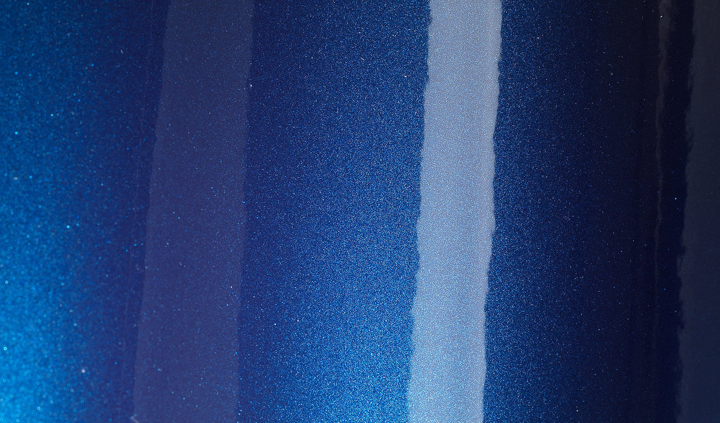 Avery Dennison® SW900 Series Supreme Wrapping Film™ Gloss Metallic Dark Blue