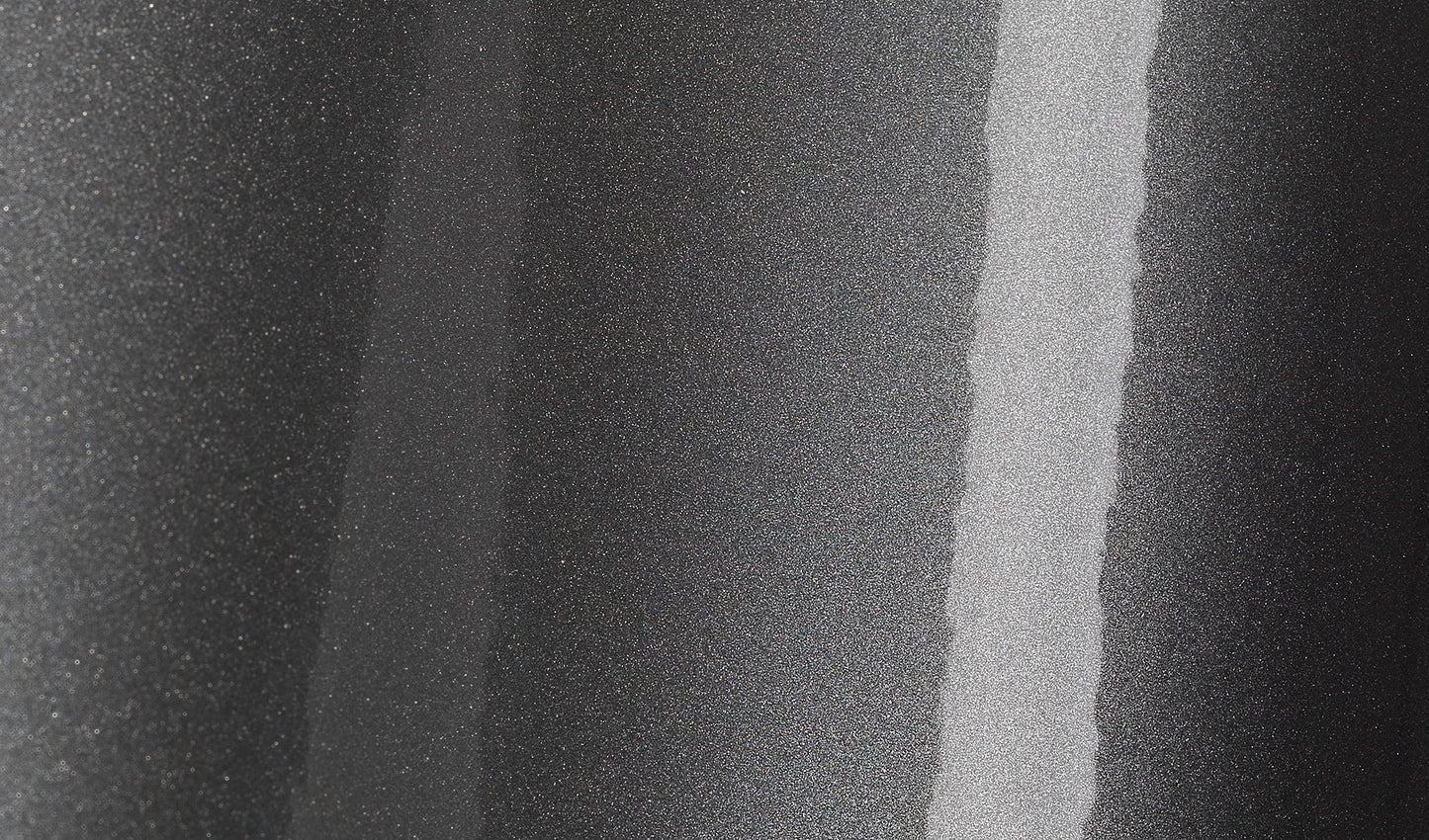 Avery Dennison® SW900 Series Supreme Wrapping Film™ Gloss Metallic Grey