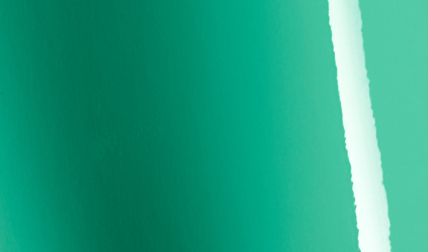 Avery Dennison® SW900 Series Supreme Wrapping Film™ Gloss Emerald Green (SW900-771-O)