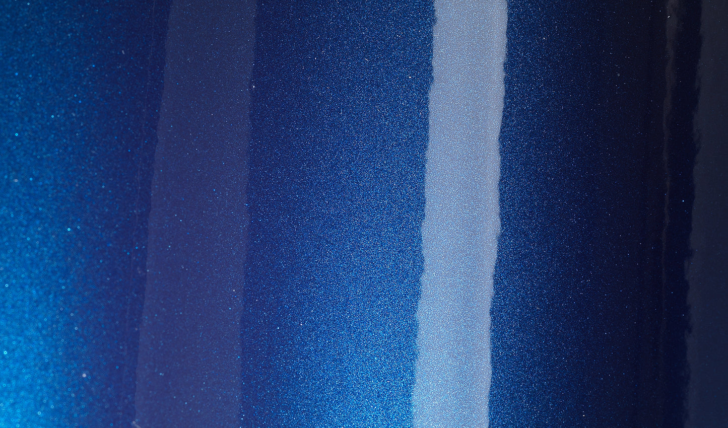 Avery Dennison® SW900 Series Supreme Wrapping Film™ Gloss Metallic Dark Blue