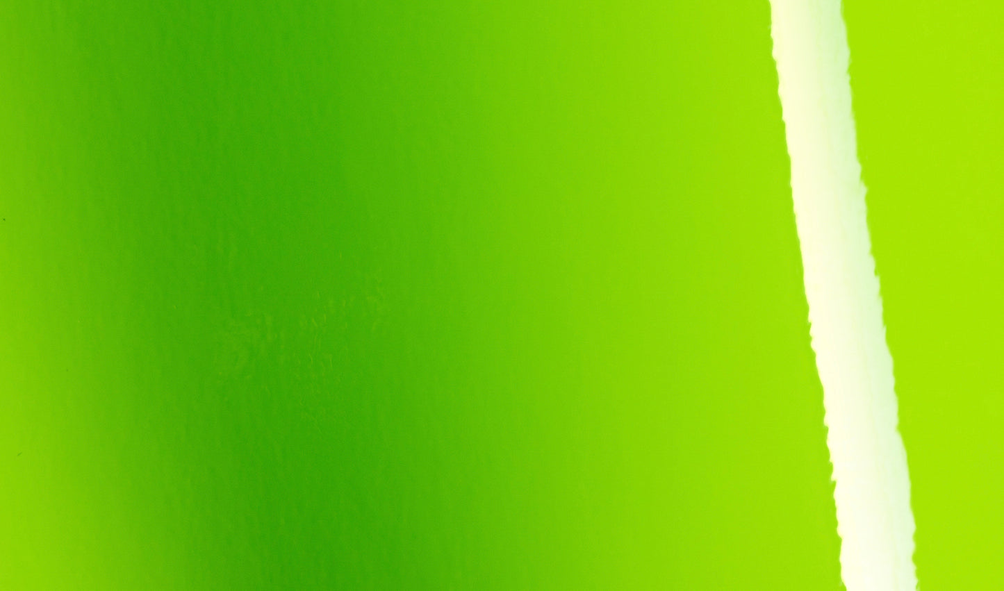 Avery Dennison® SW900 Series Supreme Wrapping Film™ Gloss Tropical Vacation Green (SW900-701-O)